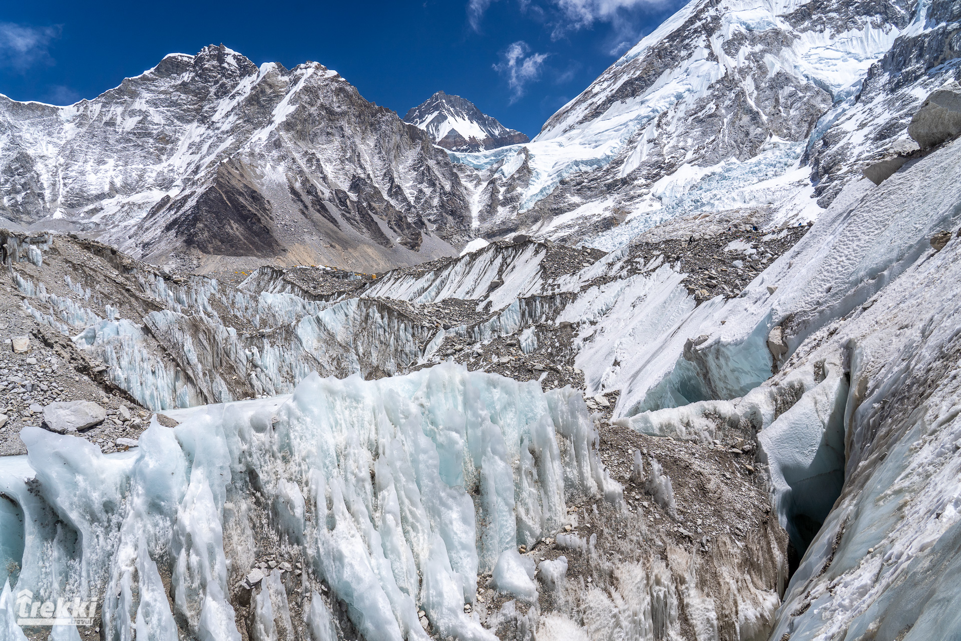 Самые высокие горы на земле уральские гималаи. Базовый лагерь Джомолунгмы. Непал базовый лагерь Эвереста. Маунт-Эверест (Гималаи). Горы Непала 2023.