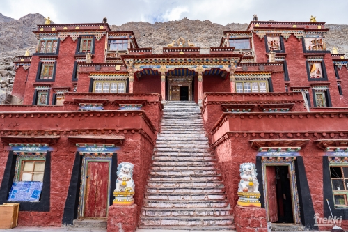 . Мистический Тибет. Кора вокруг Кайласа. Лхаса, дворец Потала, озера Манасаровар, Ямдрок и другие святыни. Непал, Катманду с Trekki.travel