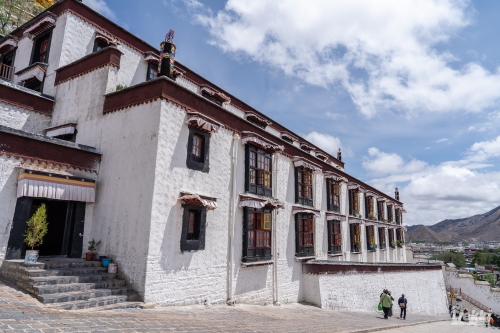 . Мистический Тибет. Кора вокруг Кайласа. Лхаса, дворец Потала, озера Манасаровар, Ямдрок и другие святыни. Непал, Катманду с Trekki.travel