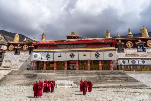 . Мистический Тибет. Кора вокруг Кайласа. Лхаса, дворец Потала, озера Манасаровар, Ямдрок и другие святыни. Непал, Катманду с Trekki.travel
