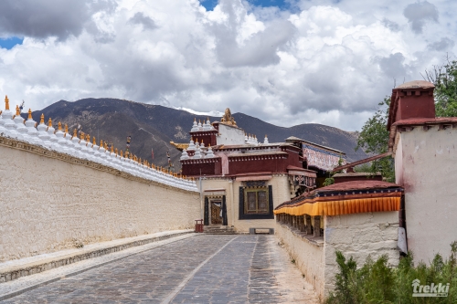 . Мистический Тибет. Кора вокруг Кайласа. Лхаса, дворец Потала, озера Манасаровар, Ямдрок и другие святыни. Непал, Катманду с Trekki.travel