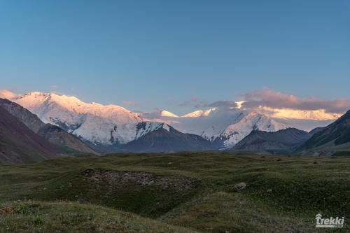 . Пик Ленина 7134 м. Восхождение с комфортом с Trekki.travel