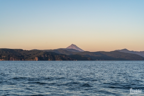 . Камчатка комфорт. Вулканы, водопады, медведи, киты с Trekki.travel