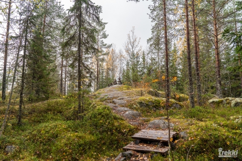 . Ближняя Карелия. Древний вулкан Кирьявалахти, пещеры горы Хийденвуори, музей У Мастера, катер по Ладожским шхерам к островам Рерихов с Trekki.travel