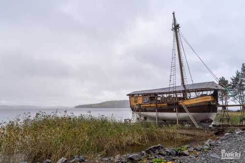 . Ближняя Карелия. Древний вулкан Кирьявалахти, пещеры горы Хийденвуори, музей У Мастера, катер по Ладожским шхерам к островам Рерихов с Trekki.travel