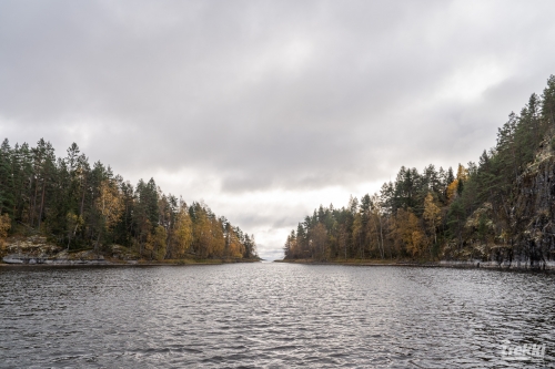 . Ближняя Карелия. Древний вулкан Кирьявалахти, пещеры горы Хийденвуори, музей У Мастера, катер по Ладожским шхерам к островам Рерихов с Trekki.travel