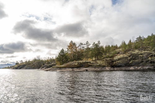. Ближняя Карелия. Древний вулкан Кирьявалахти, пещеры горы Хийденвуори, музей У Мастера, катер по Ладожским шхерам к островам Рерихов с Trekki.travel