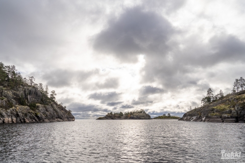 . Ближняя Карелия. Древний вулкан Кирьявалахти, пещеры горы Хийденвуори, музей У Мастера, катер по Ладожским шхерам к островам Рерихов с Trekki.travel